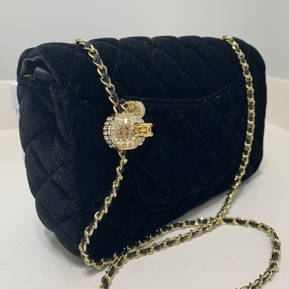 Velvet Black crossbody bag - Picture 4 of 11